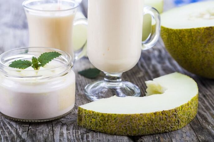 Yogurt with melon for weight loss